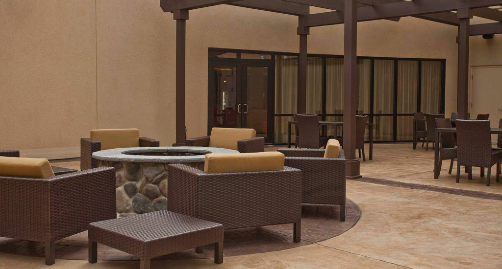 Courtyard Charlotte Airport North Otel Dış mekan fotoğraf